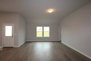 4613 Lava Is Dr, Austin, TX 78747 - Photo 5