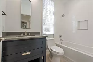 408 W 38 1/2 St, Austin, TX 78705 - Photo 31