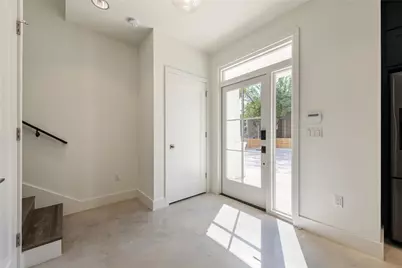 408 W 38 1/2 Street #3, Austin, TX 78705 - Photo 11