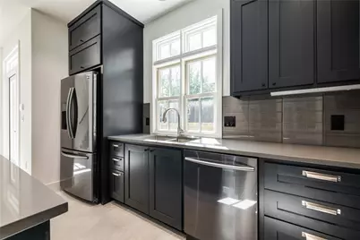 408 W 38 1/2 Street #3, Austin, TX 78705 - Photo 17