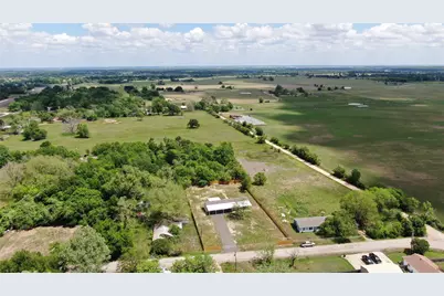 335 County Road 352, Gause, TX 77857 - Photo 7