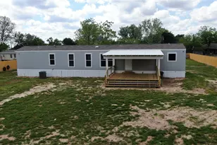 335 Co Rd 352, Gause, TX 77857 - Photo 9