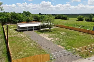 335 Co Rd 352, Gause, TX 77857 - Photo 1