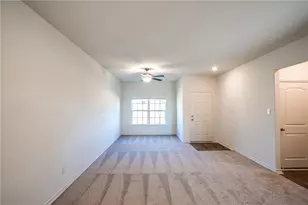 14201 Prairie Sod Ln, Elgin, TX 78621 - Photo 5