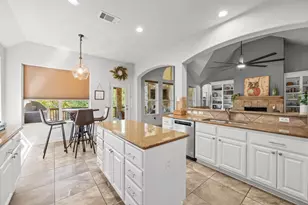 12521 Calistoga Way, Austin, TX 78732 - Photo 13