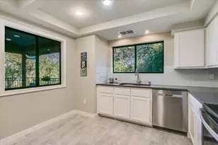 8200 Neely Dr, Austin, TX 78759 - Photo 9