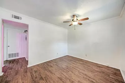 2401 Manor Road #133, Austin, TX 78722 - Photo 9