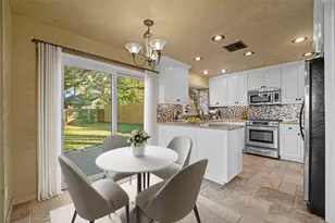 11021 Whiskey River Dr, Austin, TX 78748 - Photo 7