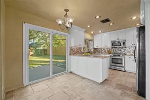 11021 Whiskey River Dr, Austin, TX 78748 - Photo 19