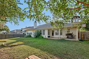 400 Ranier Ln, Round Rock, TX 78665 - Photo 33