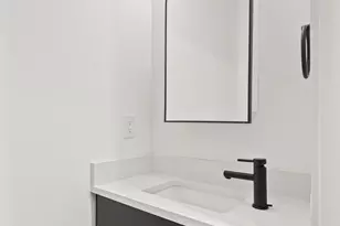 2104 E 2nd St, Austin, TX 78702 - Photo 15