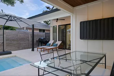 2104 E 2nd Street #1, Austin, TX 78702 - Photo 33