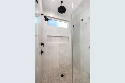 2104 E 2nd Street #1, Austin, TX 78702 - Photo 19