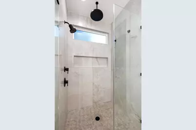 2104 E 2nd Street #1, Austin, TX 78702 - Photo 19