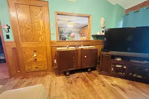 105 Tom Tom, Smithville, TX 78957 - Photo 21