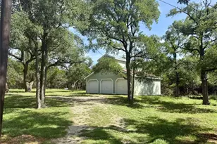 203 Grande St, Driftwood, TX 78619 - Photo 9