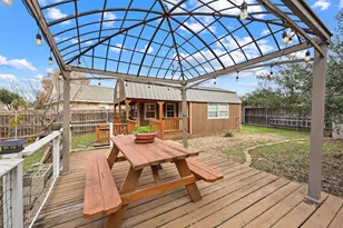 1346 Amistad Dr, Round Rock, TX 78664 - Photo 25