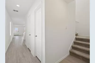 539 Commander Abbott Drive, Jarrell, TX 76537 - Photo 15