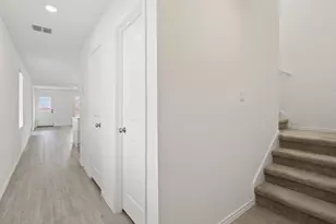 539 Commander Abbott Dr, Jarrell, TX 76537 - Photo 15