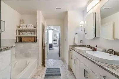 360 Nueces Street #2305, Austin, TX 78701 - Photo 17