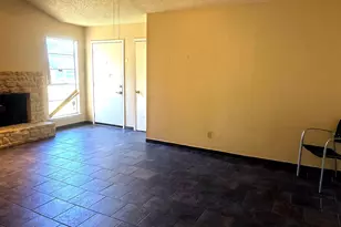 902 Sirocco Dr, Austin, TX 78745 - Photo 3