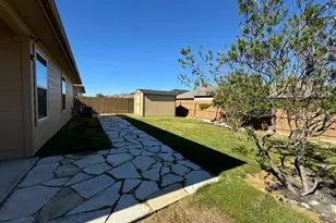 11736 Carbrook Rd, Manor, TX 78653 - Photo 23