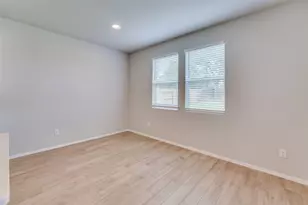 68 Bent Trl Ln, Georgetown, TX 78628 - Photo 11