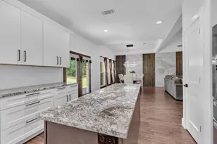 326 Coventry Rd, Spicewood, TX 78669 - Photo 13