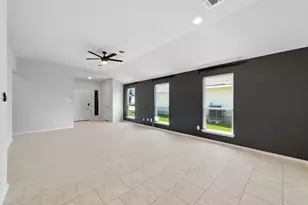 308 Black Opal Dr, Jarrell, TX 76537 - Photo 7