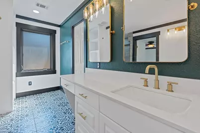 404 County Road 421, Spicewood, TX 78669 - Photo 17