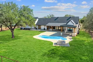 404 Co Rd 421, Spicewood, TX 78669 - Photo 3