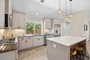 6405 Nusser Ln, Austin, TX 78739 - Photo 11