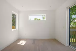 2609 Davis Ln, Austin, TX 78745 - Photo 9