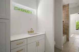 2609 Davis Ln, Austin, TX 78745 - Photo 19