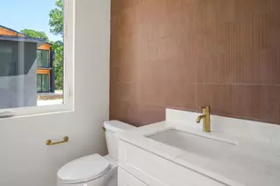 2609 Davis Ln, Austin, TX 78745 - Photo 13