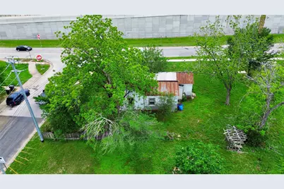 502 Martin Luther King Jr Drive, Bastrop, TX 78602 - Photo 5