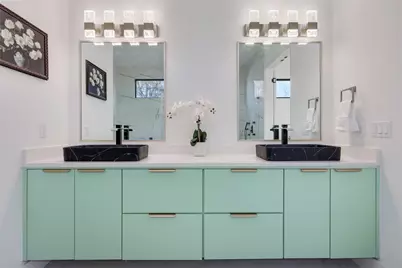 1901 W Saint Johns Avenue, Austin, TX 78757 - Photo 15