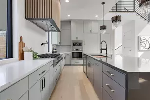 1901 W St Johns Ave, Austin, TX 78757 - Photo 9