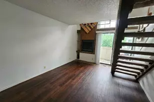 701 W 25th St, Austin, TX 78705 - Photo 5
