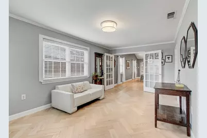 2104 W 10th Street, Austin, TX 78703 - Photo 5