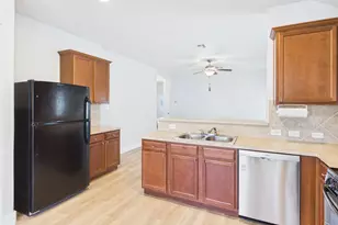 546 Travertine Trail, Buda, TX 78610 - Photo 17