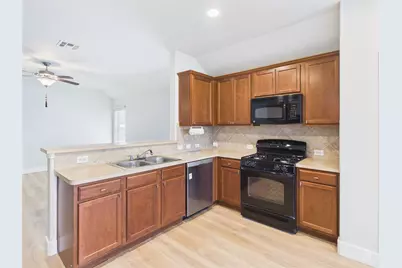 546 Travertine Trail, Buda, TX 78610 - Photo 15