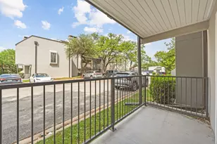 935 La Posada Dr, Austin, TX 78752 - Photo 25