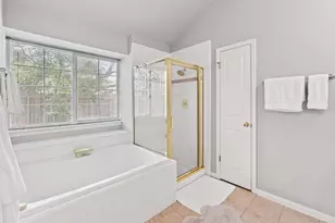 9305 Donner Ln, Austin, TX 78749 - Photo 17