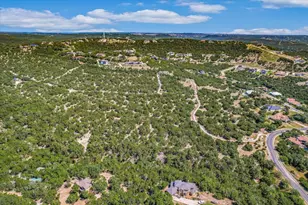 18610 W Reed Parks Rd, Jonestown, TX 78645 - Photo 11