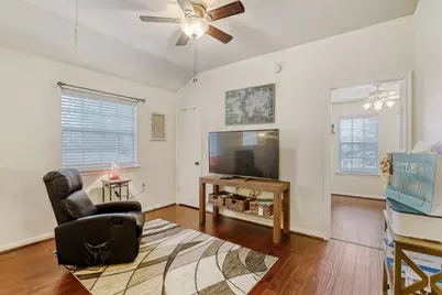 7800 Duber Lane, Austin, TX 78747 - Photo 3