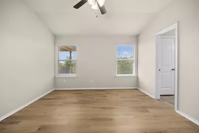 101 Plata Lane, Jarrell, TX 76537 - Photo 23