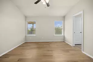 101 Plata Ln, Jarrell, TX 76537 - Photo 23