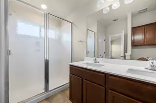 101 Plata Ln, Jarrell, TX 76537 - Photo 25