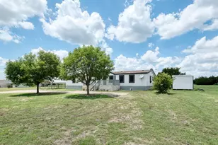 132 Co Rd 247, Georgetown, TX 78633 - Photo 3